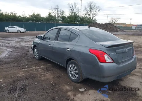 2018 Nissan Versa 1.6 Sv z USA, uszkodzony, nr VIN 3N1CN7AP9JL862739
